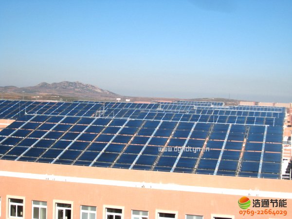 ���S����̫��ܟ�ˮ���̰��b��Ч���D