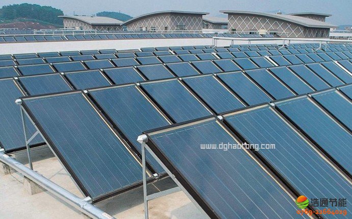 ���S����ƽ��̫��ܟ�ˮ����ϵ�y(t��ng)�O(sh��)Ӌ(j��)����